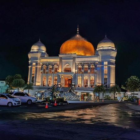 Gania Hotel Bandung Exterior foto